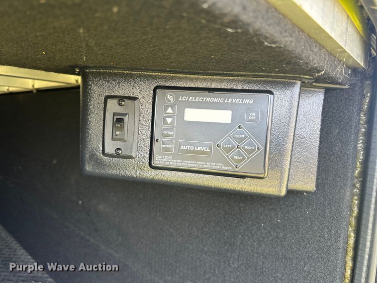 image for item EJ8911 2014 Heartland  4100 Cyclone  toy hauler camper