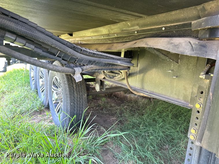 image for item EJ8911 2014 Heartland  4100 Cyclone  toy hauler camper