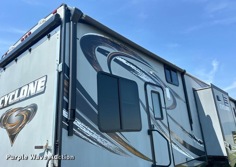 image for item EJ8911 2014 Heartland  4100 Cyclone  toy hauler camper