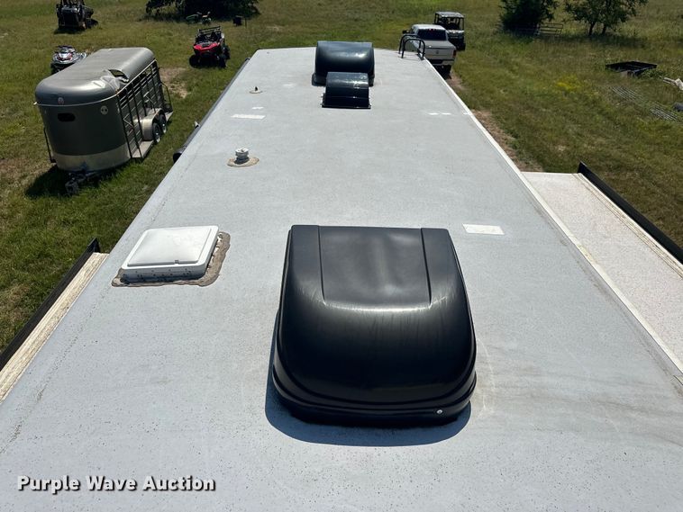 image for item EJ8911 2014 Heartland  4100 Cyclone  toy hauler camper