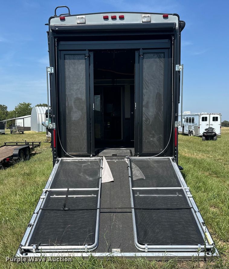 image for item EJ8911 2014 Heartland  4100 Cyclone  toy hauler camper