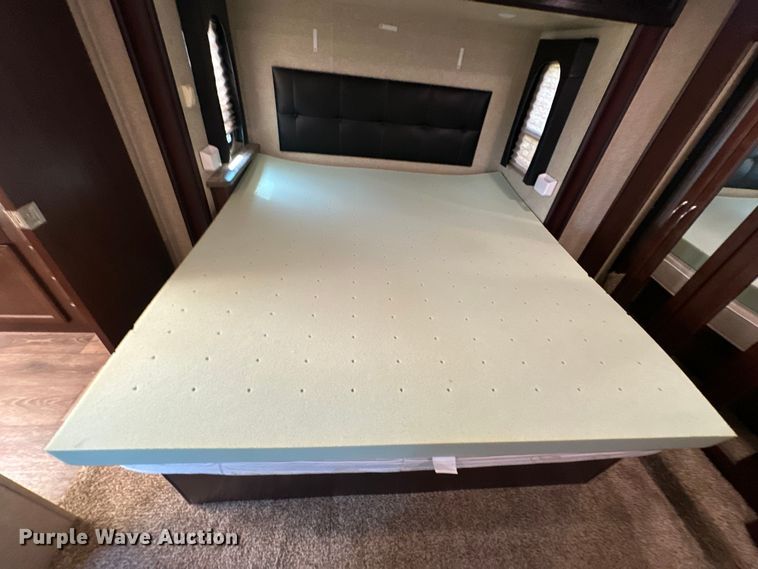 image for item EJ8911 2014 Heartland  4100 Cyclone  toy hauler camper