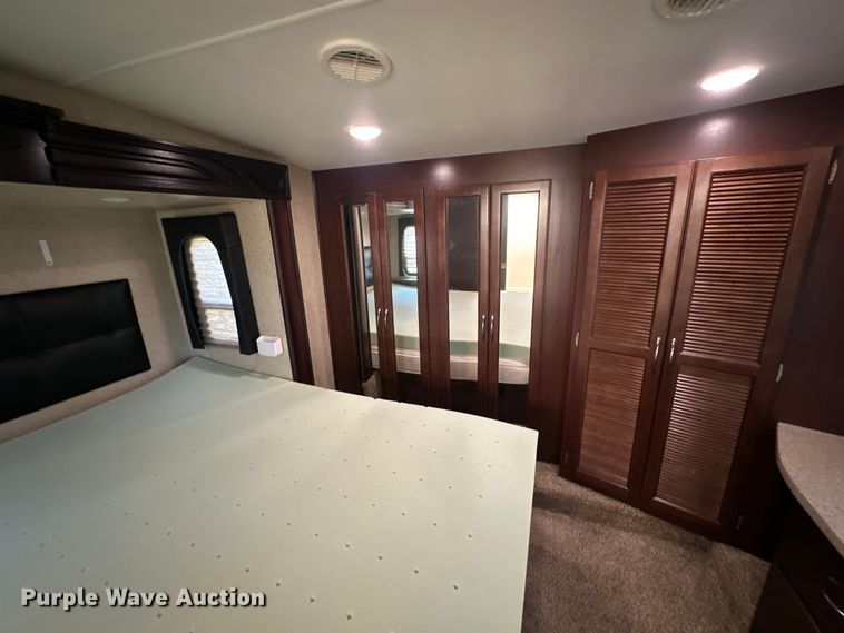 image for item EJ8911 2014 Heartland  4100 Cyclone  toy hauler camper