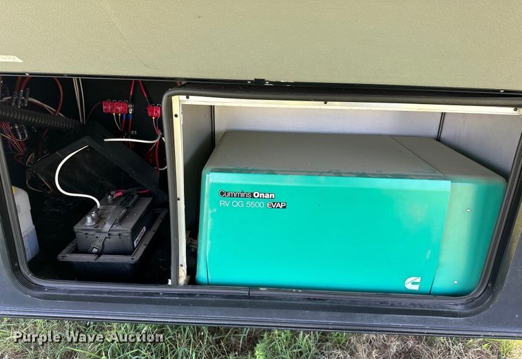 image for item EJ8911 2014 Heartland  4100 Cyclone  toy hauler camper