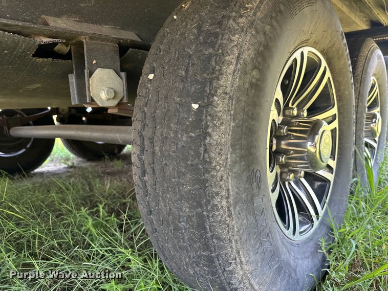 image for item EJ8911 2014 Heartland  4100 Cyclone  toy hauler camper