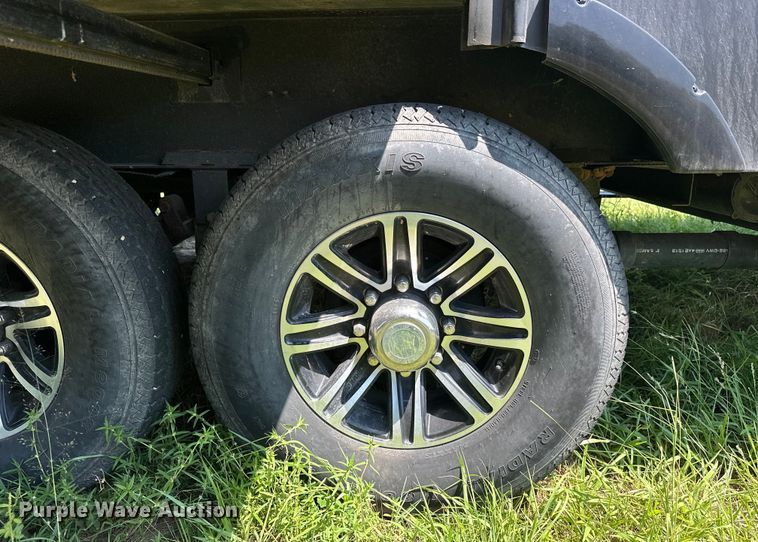 image for item EJ8911 2014 Heartland  4100 Cyclone  toy hauler camper