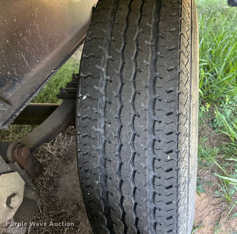 image for item EJ8911 2014 Heartland  4100 Cyclone  toy hauler camper