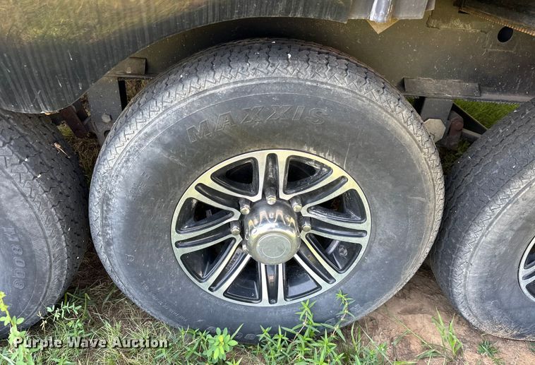 image for item EJ8911 2014 Heartland  4100 Cyclone  toy hauler camper