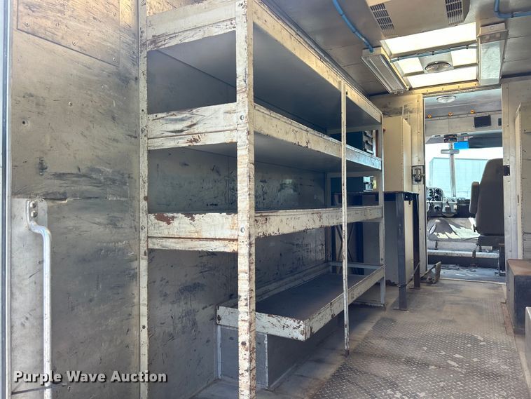 image for item EK3065 1999 Freightliner  MT45 delivery truck