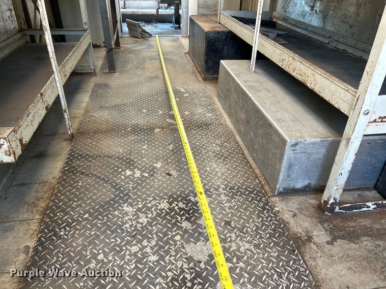 image for item EK3065 1999 Freightliner  MT45 delivery truck