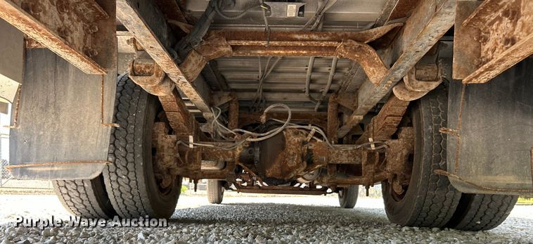 image for item EK3065 1999 Freightliner  MT45 delivery truck