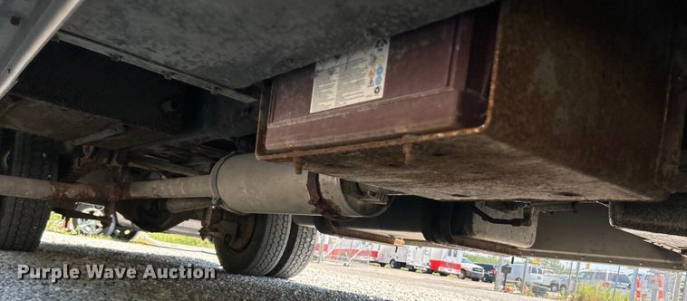 image for item EK3065 1999 Freightliner  MT45 delivery truck