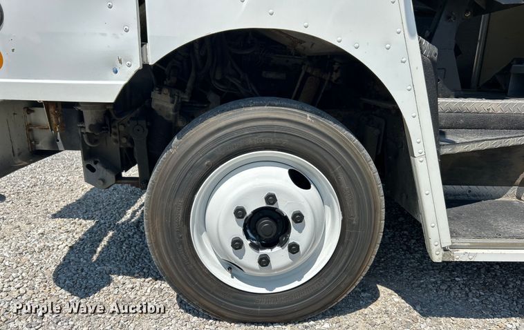 image for item EK3065 1999 Freightliner  MT45 delivery truck