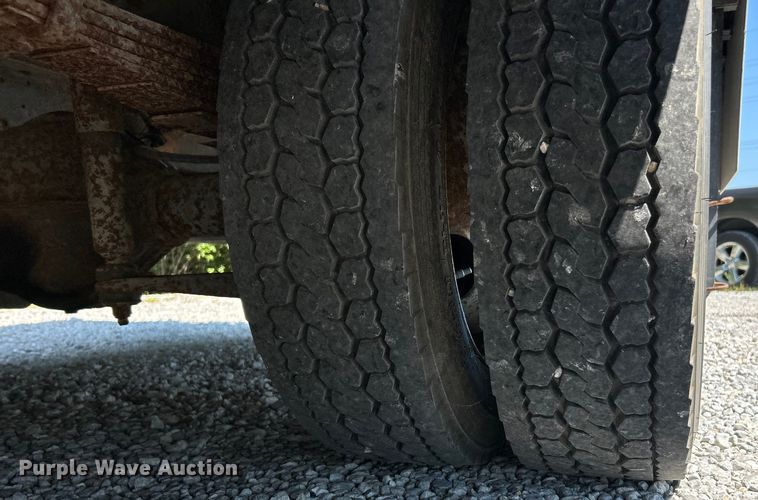 image for item EK3065 1999 Freightliner  MT45 delivery truck