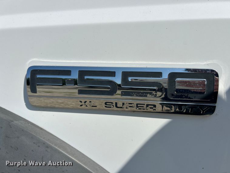 image for item EK3211 2005 Ford F550 Super Duty XL Crew Cab flatbed truck