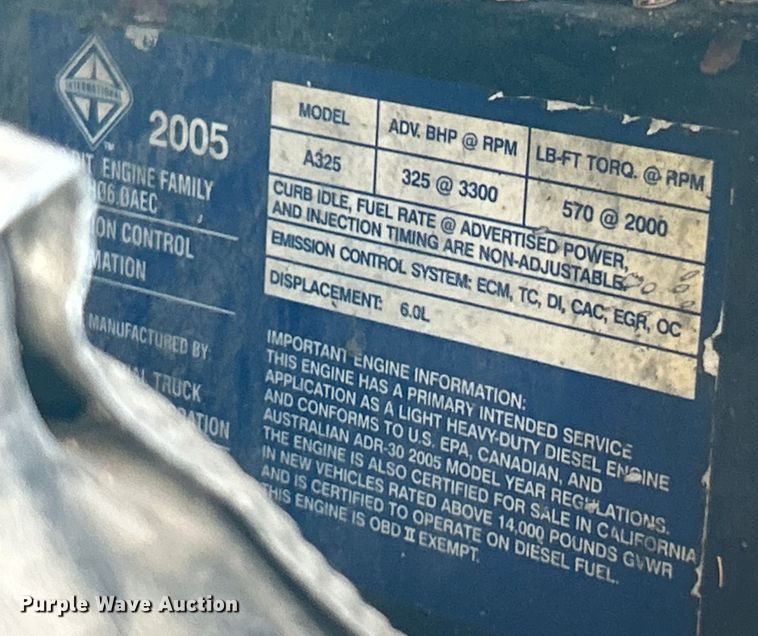 image for item EK3211 2005 Ford F550 Super Duty XL Crew Cab flatbed truck