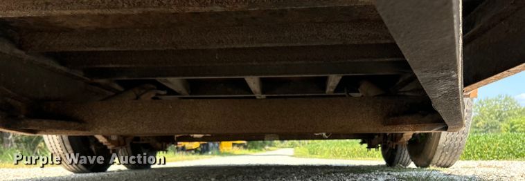 image for item EK3218 2006 Baker Built RP14HD dump trailer