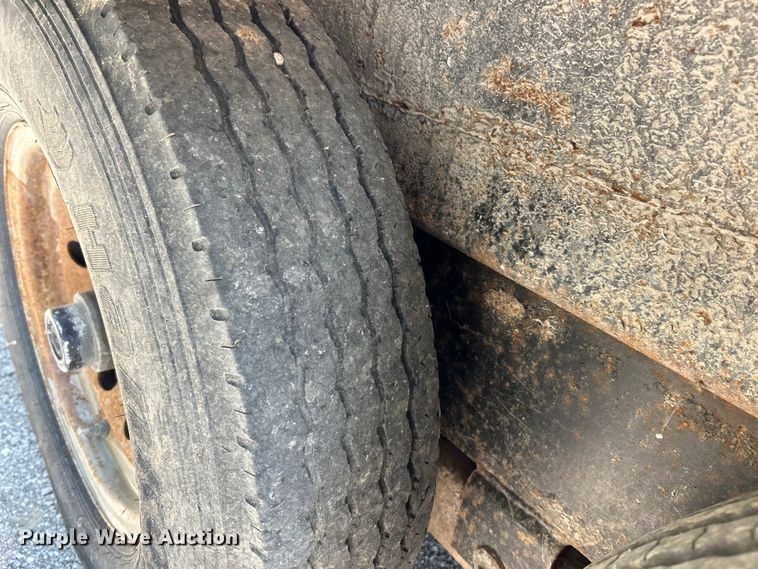 image for item EK3218 2006 Baker Built RP14HD dump trailer