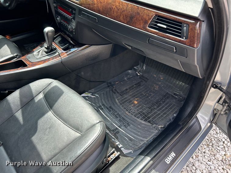 image for item EK4668 2006 BMW 330XI 