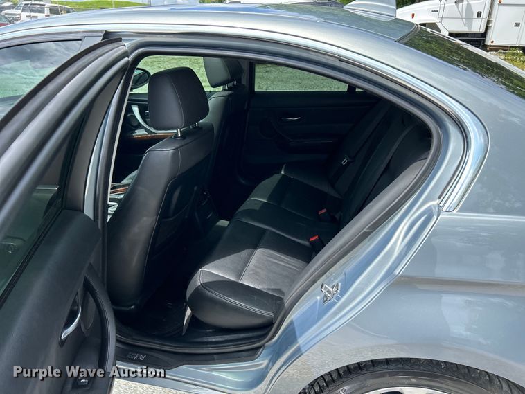 image for item EK4668 2006 BMW 330XI 