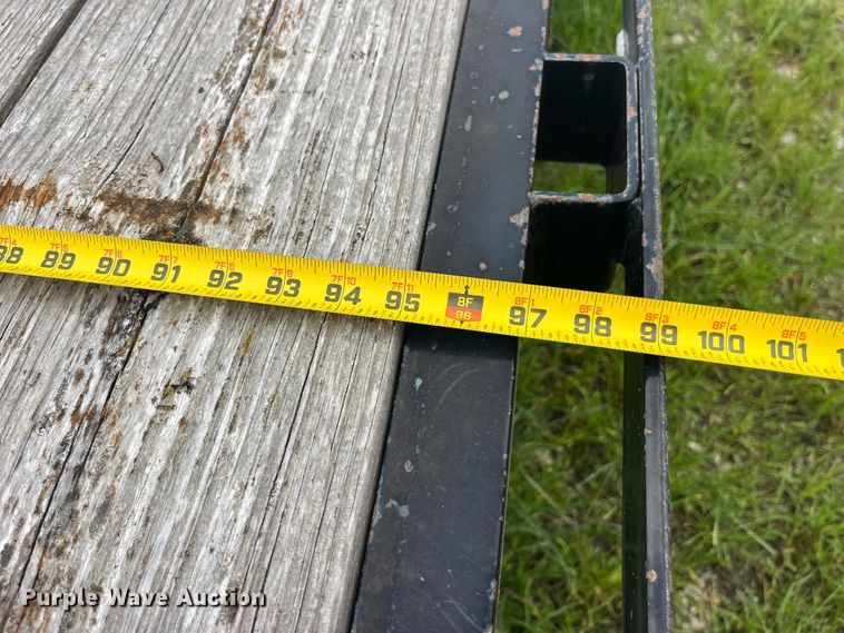 image for item EK8922 2011 Trailerman HHG8235F20 equipment trailer