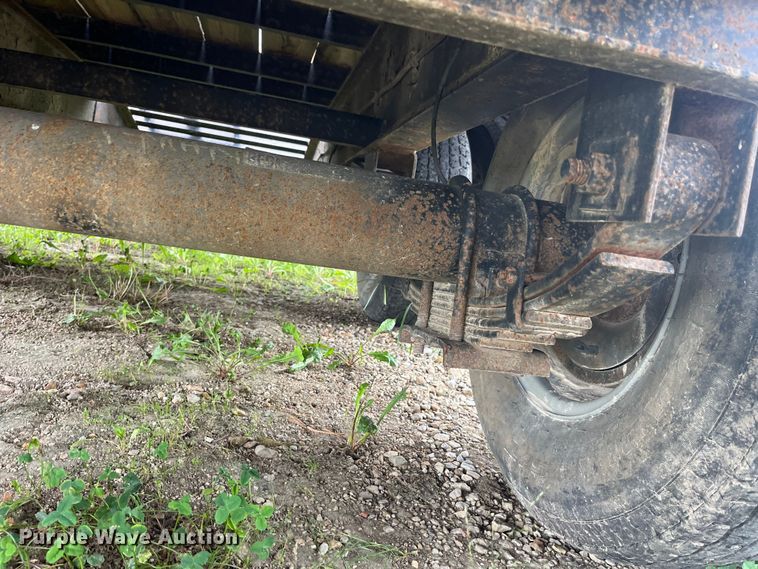 image for item EK8922 2011 Trailerman HHG8235F20 equipment trailer