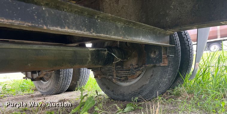 image for item EK8922 2011 Trailerman HHG8235F20 equipment trailer