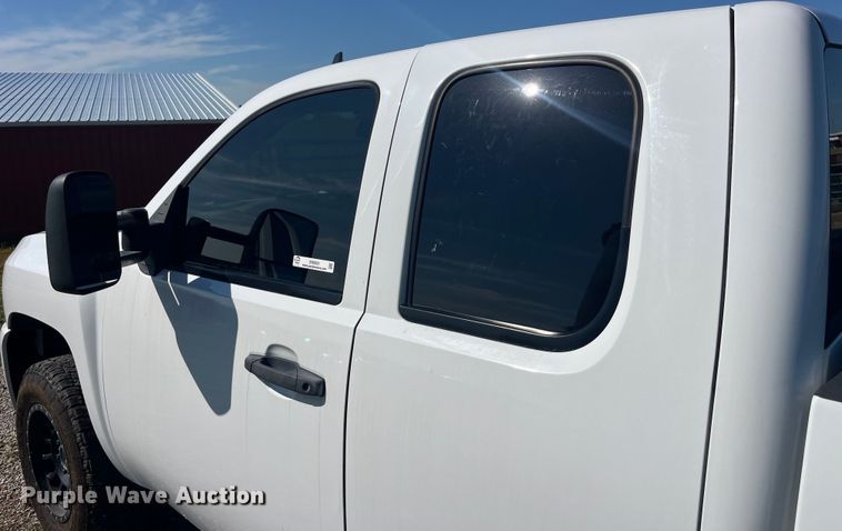 image for item EK8931 2011 Chevrolet  Silverado 1500 Ext. Cab pickup truck