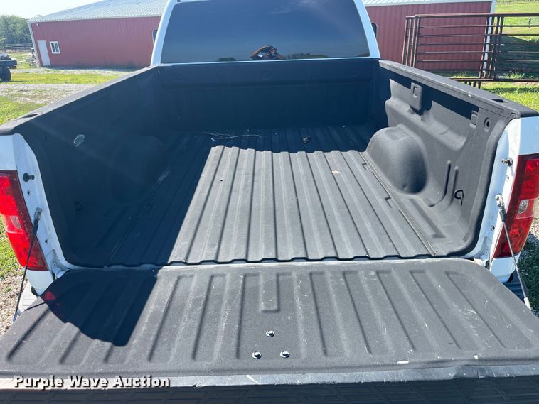 image for item EK8931 2011 Chevrolet  Silverado 1500 Ext. Cab pickup truck