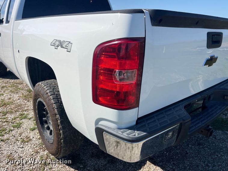 image for item EK8931 2011 Chevrolet  Silverado 1500 Ext. Cab pickup truck
