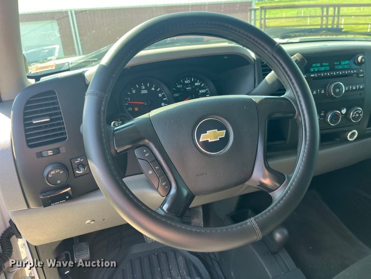 image for item EK8931 2011 Chevrolet  Silverado 1500 Ext. Cab pickup truck