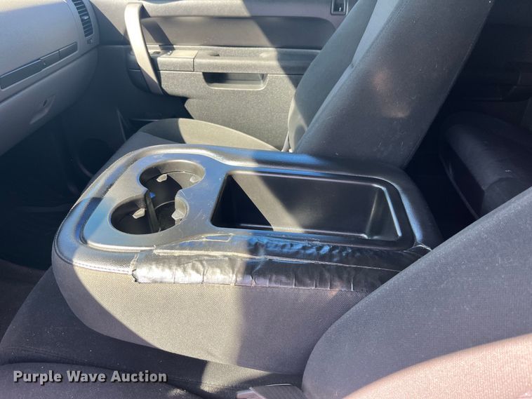 image for item EK8931 2011 Chevrolet  Silverado 1500 Ext. Cab pickup truck