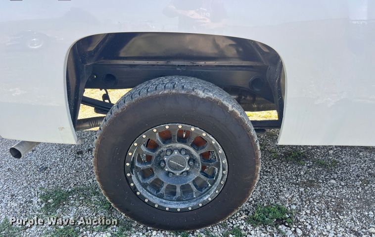 image for item EK8931 2011 Chevrolet  Silverado 1500 Ext. Cab pickup truck