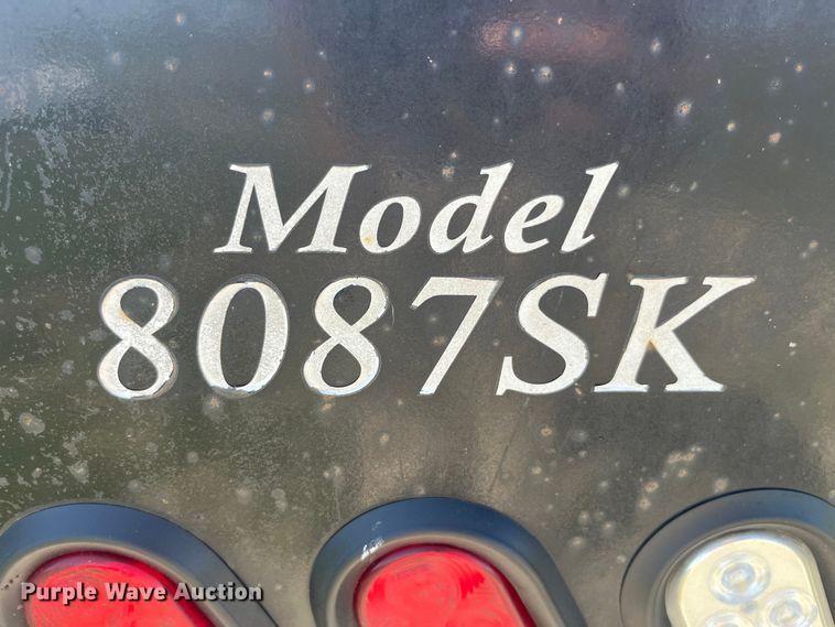 image for item EK8932 2015 Dodge Ram 3500HD Crew Cab flatbed pickup truck