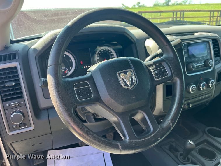 image for item EK8932 2015 Dodge Ram 3500HD Crew Cab flatbed pickup truck