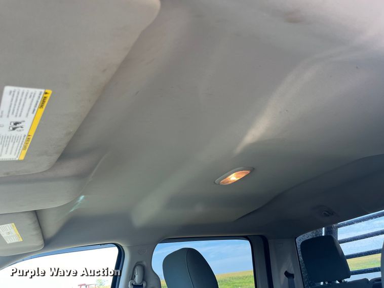 image for item EK8932 2015 Dodge Ram 3500HD Crew Cab flatbed pickup truck