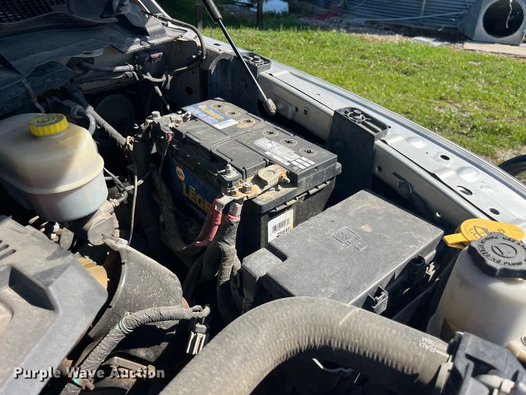 image for item EK8932 2015 Dodge Ram 3500HD Crew Cab flatbed pickup truck