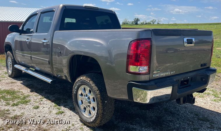 image for item EK8934 2012 GMC Sierra 2500HD Crew Cab pickup truck