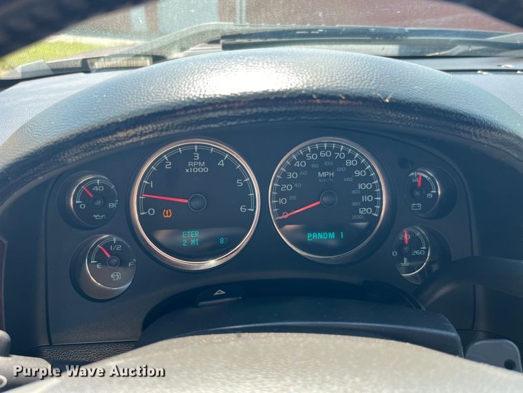 image for item EK8934 2012 GMC Sierra 2500HD Crew Cab pickup truck