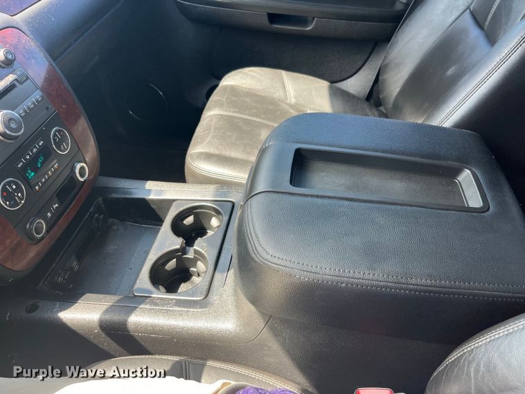 image for item EK8934 2012 GMC Sierra 2500HD Crew Cab pickup truck