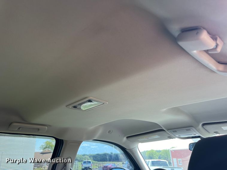 image for item EK8934 2012 GMC Sierra 2500HD Crew Cab pickup truck