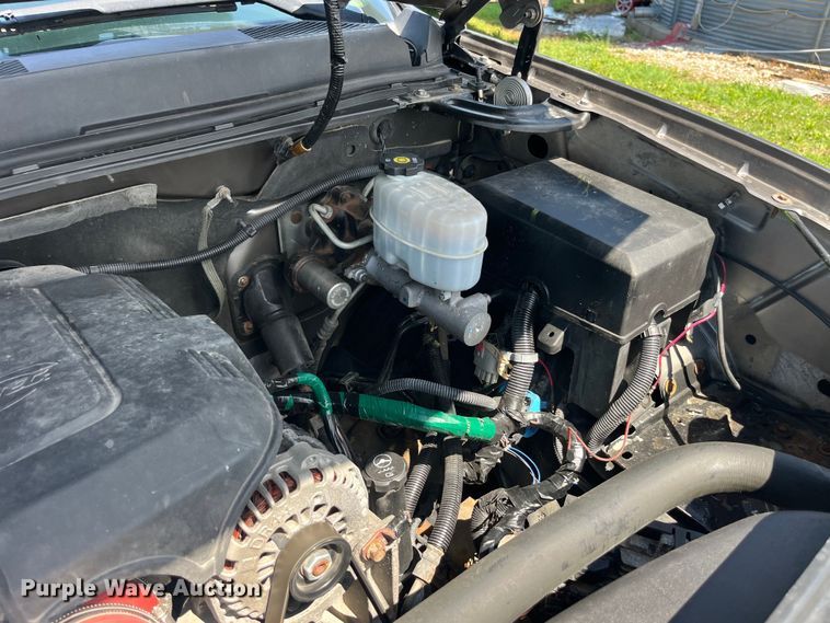 image for item EK8934 2012 GMC Sierra 2500HD Crew Cab pickup truck