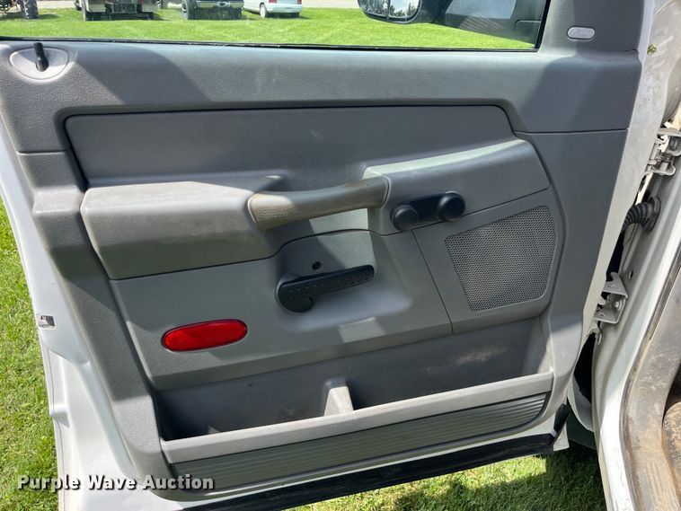 image for item EK8949 2008 Sterling Bullet 5500 flatbed truck