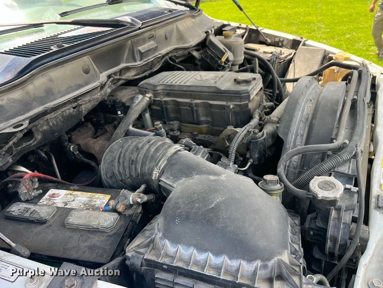 image for item EK8949 2008 Sterling Bullet 5500 flatbed truck