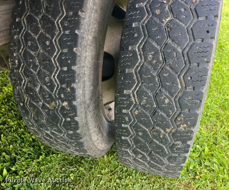 image for item EK8949 2008 Sterling Bullet 5500 flatbed truck