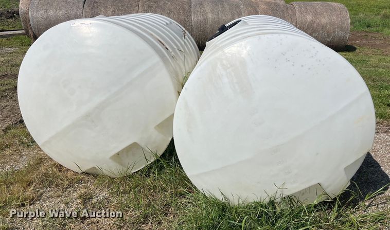 image for item EK8952 (2) poly tanks