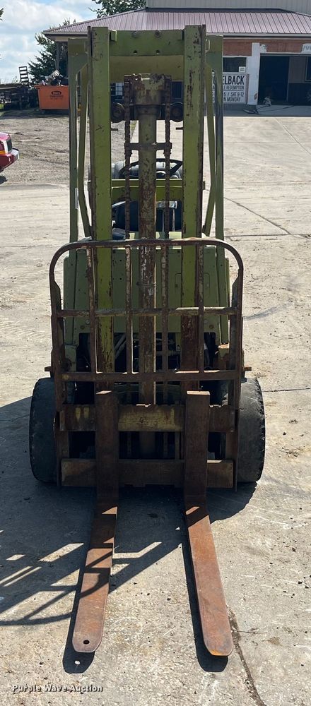 image for item EK8955 Clark C500Y30 forklift