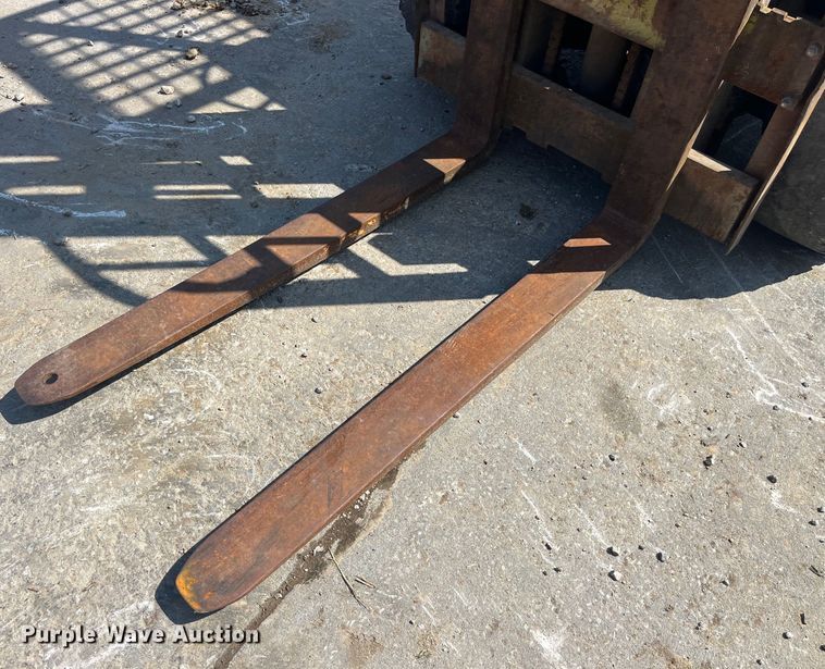 image for item EK8955 Clark C500Y30 forklift