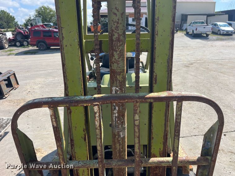 image for item EK8955 Clark C500Y30 forklift