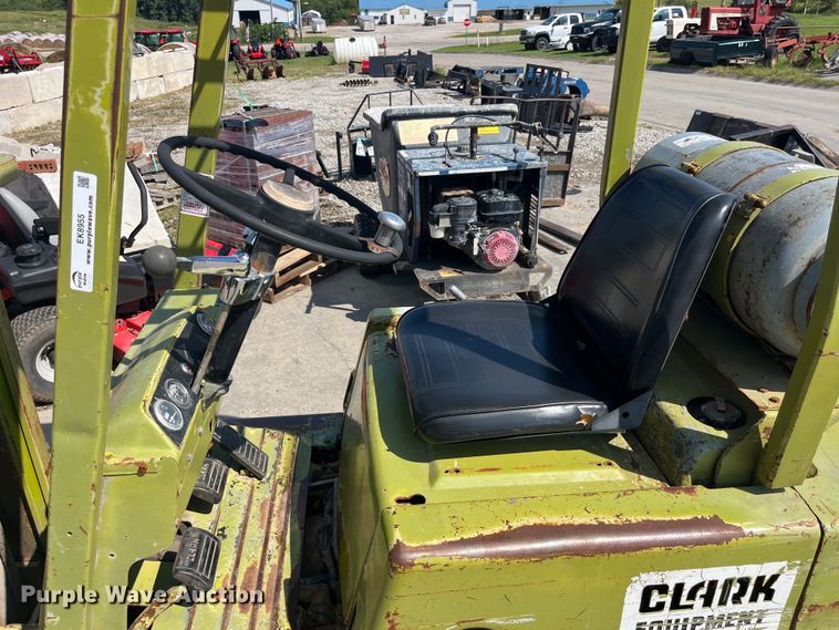 image for item EK8955 Clark C500Y30 forklift